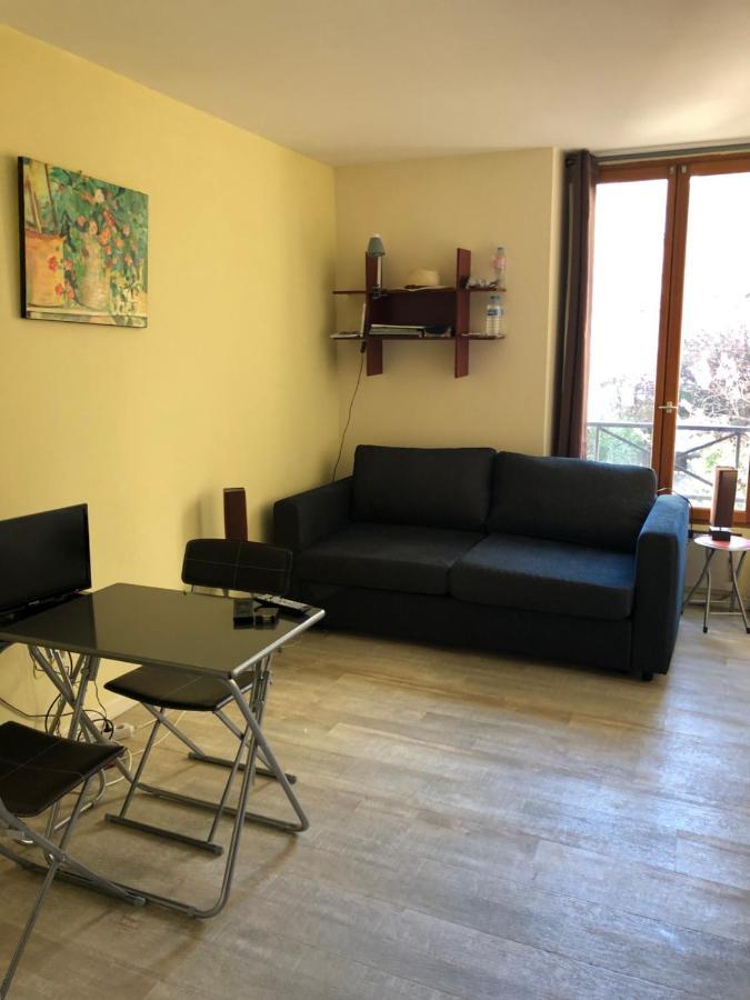 23 Rue De La Chapelle Apartment Paris Ngoại thất bức ảnh